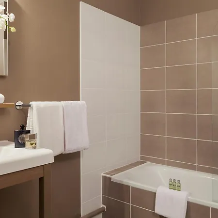 Hotel Neho Porte De Geneve - Gare 3*