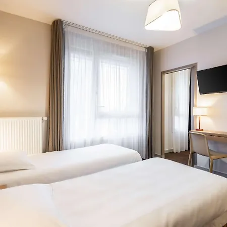Hotel Neho Porte De Geneve - Gare Annemasse