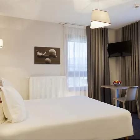 Hotel Neho Porte De Geneve - Gare 3*